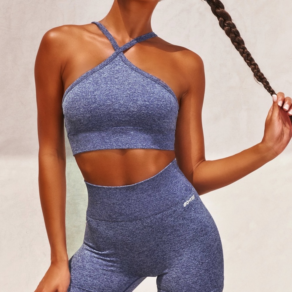 New OH POLLY BO + TEE Bra & Leggings Workout Set🧊